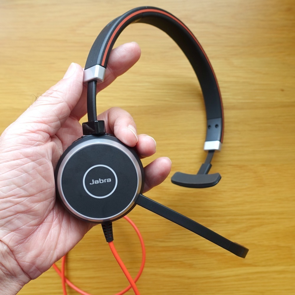 Web会議用に「Jabra Evolve 40 ヘッドセット」を購入しました: （有